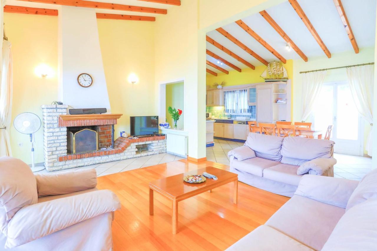 Villa Natasha Katávolos Zewnętrze zdjęcie